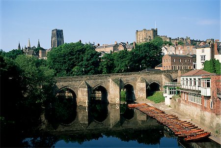 durham - Durham centre and Elvet Bridge, Durham, County Durham, England, United Kingdom, Europe Foto de stock - Con derechos protegidos, Código: 841-02713776