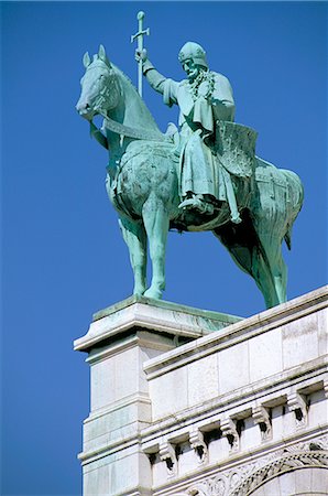 st louis (missouri) - Statue of St. Louis on Basilique du Sacre Coeur (Basilica of the Sacred Heart), Montmartre, Paris, France, Europe Foto de stock - Con derechos protegidos, Código: 841-02713821