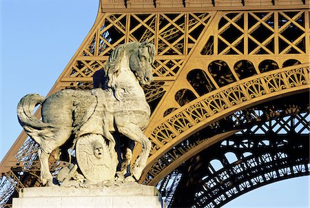 simsearch:400-06079307,k - La tour Eiffel, Paris, France, Europe Photographie de stock - Rights-Managed, Code: 841-02713999