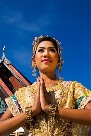 phuket - Girl in traditional Thai clothes, Phuket, Thailand, Southeast Asia, Asia Fotografie stock - Rights-Managed, Codice: 841-02720095