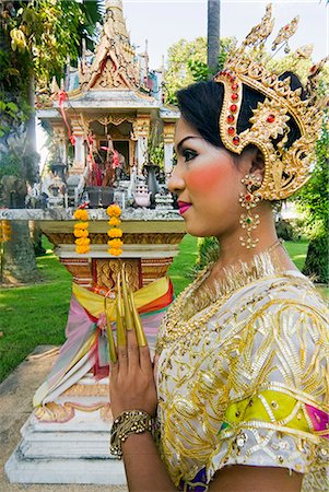 phuket - Girl in traditional Thai clothes, Phuket, Thailand, Southeast Asia, Asia Fotografie stock - Rights-Managed, Codice: 841-02720093