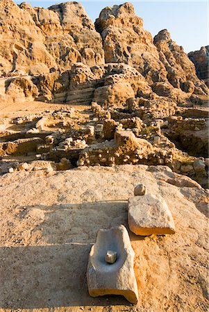 Neolithic grindstone, Al Beidha Neolithic Village, Jordan, Middle East Foto de stock - Con derechos protegidos, Código: 841-02720112