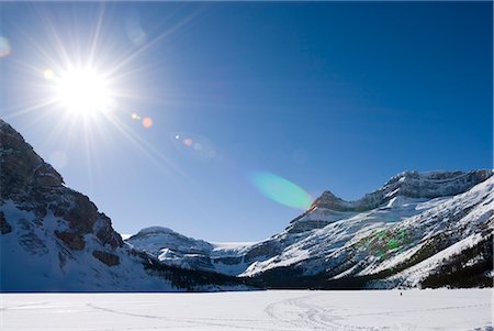 rocky mountains sun - Num-Ti-Jah Lodge, Parc National Banff, patrimoine mondial de l'UNESCO, montagnes Rocheuses, Alberta, Canada, Amérique du Nord Photographie de stock - Rights-Managed, Code: 841-02720315