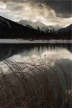 simsearch:841-02709076,k - Vermilion Lakes, Parc National Banff, Site du patrimoine mondial de l'UNESCO, montagnes Rocheuses, Alberta, Canada, Amérique du Nord Photographie de stock - Rights-Managed, Code: 841-02720319