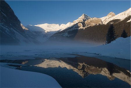 simsearch:6119-08517964,k - Lac Louise, Parc National Banff, Site du patrimoine mondial de l'UNESCO, montagnes Rocheuses, Alberta, Canada, Amérique du Nord Photographie de stock - Rights-Managed, Code: 841-02720334