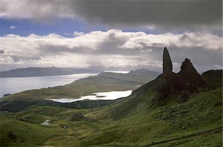 simsearch:841-02720481,k - Eerie shape of the Old Man of Storr, overlooking Sound of Raasay, Isle of Skye, Inner Hebrides, Highland region, Scotland, United Kingdom, Europe Foto de stock - Con derechos protegidos, Código: 841-02720463