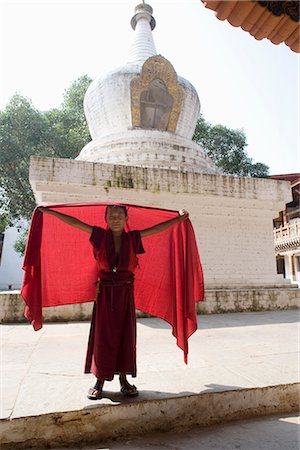 Young Buddhist monk, Punakha Dzong, Punakha, Bhutan, Asia Stock Photo - Rights-Managed, Code: 841-02720500
