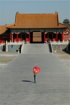 simsearch:841-02704778,k - Chinese woman in the Forbidden City, Beijing (Peking), China, Asia Stock Photo - Rights-Managed, Code: 841-02720902