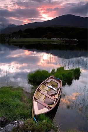 Bateau, lac supérieur, Killarney National Park, comté de Kerry, Munster, Irlande, Europe Photographie de stock - Rights-Managed, Code: 841-02721096