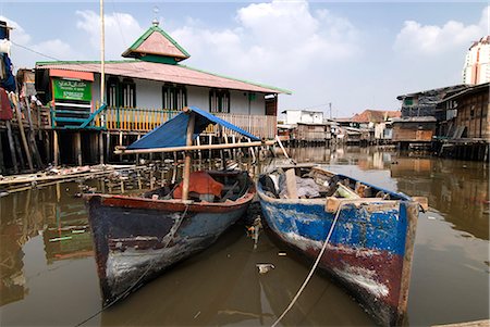 Boats, village at old harbour, Sunda Kelapa, Jakarta, Indonesia, Southeast Asia, Asia Foto de stock - Con derechos protegidos, Código: 841-02721306