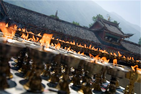 simsearch:841-02721287,k - Prayer candles, Nanwu Temple, Kangding, Sichuan, China, Asia Foto de stock - Direito Controlado, Número: 841-02721376