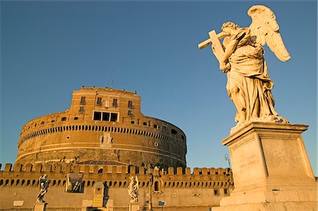 puente san ángelo - St. Angelo Castle (Castello San'Angelo) and St. Angelo Bridge, Rome, Lazio, Italy, Europe Foto de stock - Con derechos protegidos, Código: 841-02721722