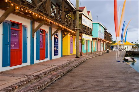 st john's - Heritage Quay shopping district in St. John's, Antigua, Leeward Islands, West Indies, Caribbean, Central America Foto de stock - Con derechos protegidos, Código: 841-02722237