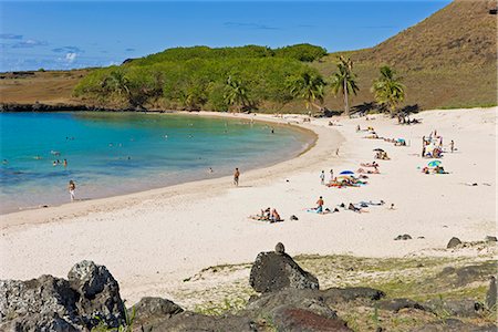 Anakena beach, plage de sable blanc de l'île, bordée de palmiers, Rapa Nui (île de Pâques), Chili, Amérique du Sud Photographie de stock - Rights-Managed, Code: 841-02722281