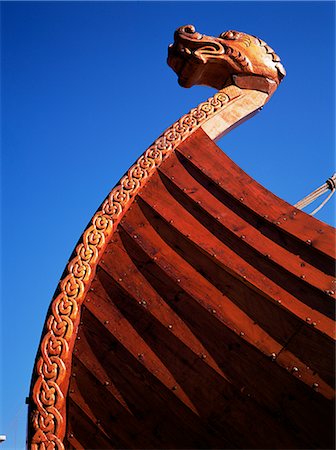 Close-up of Viking ship used as a charter boat, Aker Brygge, Oslo, Norway, Scandinavia, Europe Foto de stock - Direito Controlado, Número: 841-02722675