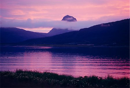 simsearch:841-02704965,k - Soleil de minuit à Nesna, Norway, Scandinavie, Europe Photographie de stock - Rights-Managed, Code: 841-02722696