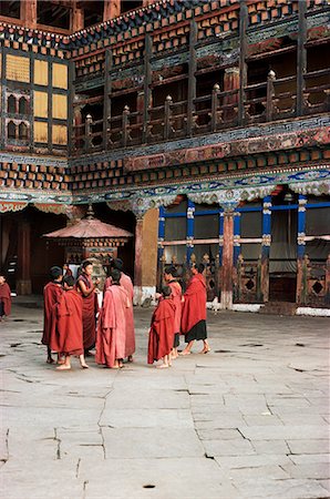 simsearch:841-05845837,k - Novice monks in Rimpong Dzong (monastery), Paro, Bhutan, Asia Foto de stock - Con derechos protegidos, Código: 841-02745342