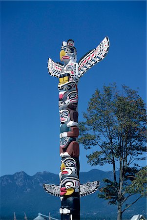 Totems, Stanley Park, Vancouver, Colombie-Britannique, au Canada, en Amérique du Nord Photographie de stock - Rights-Managed, Code: 841-02824685