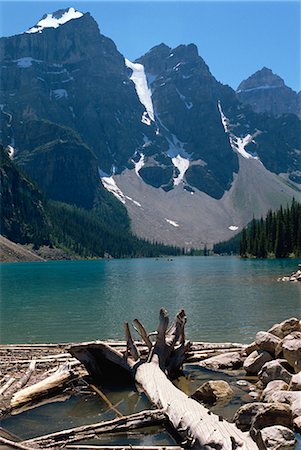 Moraine Lake, Rocheuses, Alberta, Canada, Amérique du Nord Photographie de stock - Rights-Managed, Code: 841-02824983