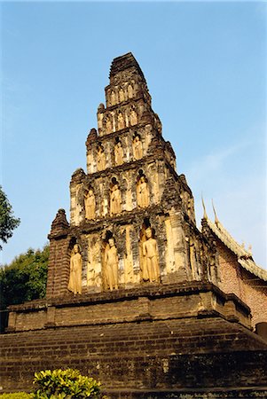 simsearch:841-03033170,k - Wat Chamaderi Temple, near Chiang Mai, Thailand, Southeast Asia, Asia Foto de stock - Direito Controlado, Número: 841-02825184