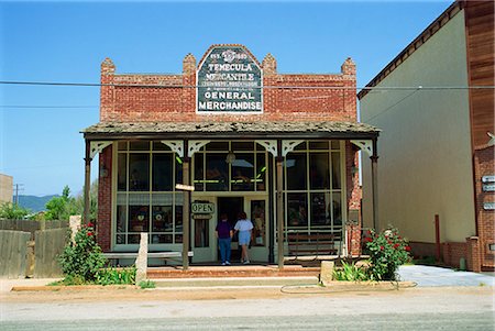 simsearch:841-03030687,k - General store, Temecula, a town known for its old section and antique shops, California, United States of America, North America Stock Photo - Rights-Managed, Code: 841-02825652