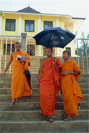 Buddhist monks, Kandy, Sri Lanka, Asia Stock Photo - Rights-Managed, Code: 841-02825832