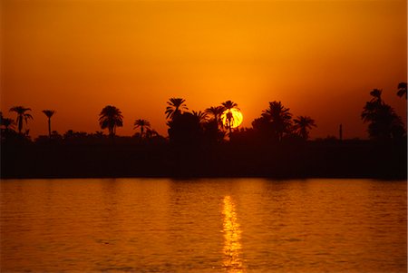 Sunset on the Nile, Luxor, Egypt, North Africa, Africa Stock Photo - Rights-Managed, Code: 841-02825970