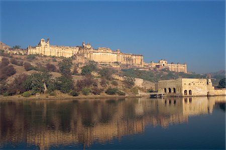 Amber Palast und Festung, erbaut 1592 von Maharadschas Mann Singh aus Moata Sagar (See), Jaipur, Rajasthan Zustand, Indien, Asien Stockbilder - Lizenzpflichtiges, Bildnummer: 841-02826175