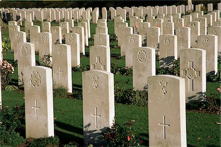 simsearch:841-03868099,k - War Cemetery, 1939-1945, World War II, Bayeux, Basse Normandie (Normandy), France, Europe Stock Photo - Rights-Managed, Code: 841-02831141