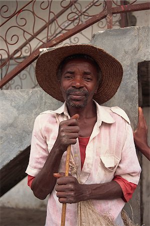 Ouvrier de Domoni, île d'Anjouan, République des Comores, océan Indien, Afrique Photographie de stock - Rights-Managed, Code: 841-02831167