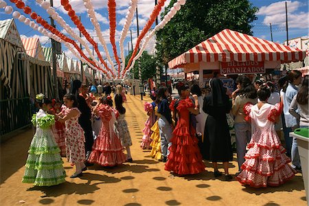 flamenco - Paseo über Gründe, April Fair, Sevilla, Andalusien, Spanien, Europa Stockbilder - Lizenzpflichtiges, Bildnummer: 841-02831224