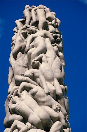 frogner park - Detail of sculpture of figures on the central stele in Frogner Park (Vigeland's Park), Oslo, Norway, Scandinavia, Europe Foto de stock - Direito Controlado, Número: 841-02831671