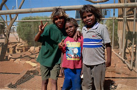 Garçons autochtones Curtin Springs gare, Centre, Northern Territory, Australie, Pacifique Photographie de stock - Rights-Managed, Code: 841-02831736