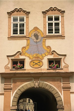 simsearch:841-02831832,k - Sun dial clock, frescoed, St. Peter's Abbey, Salzburg, Austria, Europe Foto de stock - Direito Controlado, Número: 841-02831832