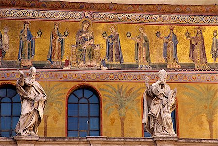 Mosaics of the wise and foolish virgins, Church of Santa Mavia in Trastevere, Rome, Lazio, Italy, Europe Foto de stock - Con derechos protegidos, Código: 841-02831955