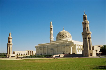 Grande mosquée du Sultan Qaboos, construit en 2001, Ghubrah, Muscat, Oman, Moyen-Orient Photographie de stock - Rights-Managed, Code: 841-02831969