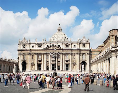 St. Peter's Square, Vatican, Rome, Lazio, Italy, Europe Stock Photo - Rights-Managed, Code: 841-02832313