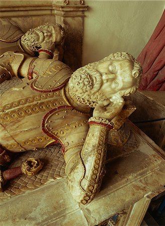 simsearch:841-02831102,k - Grab-Bildnisse von Sir Phillip und Sir Thomas Hoby Datierung von 1556, Bisham Kirche, Berkshire, England, Vereinigtes Königreich, Europa Stockbilder - Lizenzpflichtiges, Bildnummer: 841-02832389