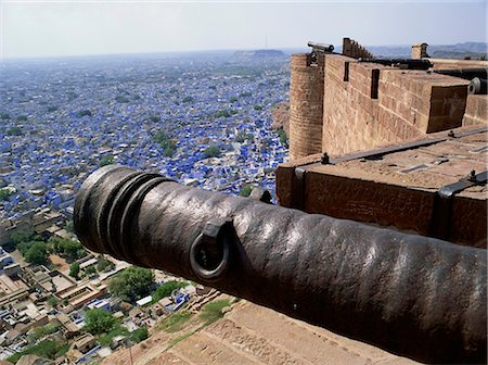 parapet - Old cannon and view over Old City from Fort, Jodhpur, Rajasthan state, India, Asia Stock Photo - Rights-Managed, Code: 841-02832523