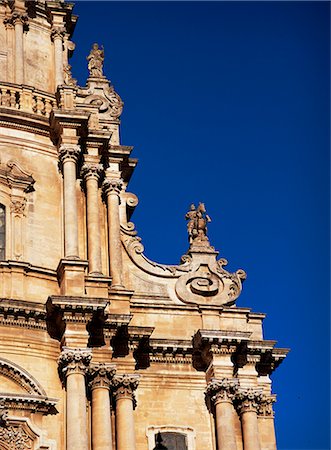 simsearch:841-03057260,k - Detail including equestrian statue of St. George by Rosario Gagliardi, San Giorgio, Ragusa Ibla, Sicily, Italy, Europe Stock Photo - Rights-Managed, Code: 841-02832543