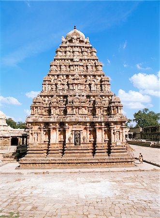 simsearch:841-02705305,k - Sculpted tower over santuary of Airavatesvara Temple built by Chola King Rajaraja II between 1146 and 1172 AD, at Darasuram, near Kumbakonam, Tamil Nadu state, India, Asia Stock Photo - Rights-Managed, Code: 841-02832654