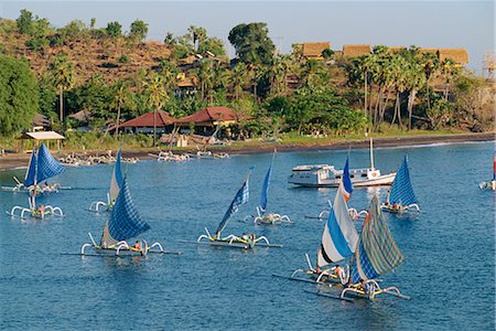 simsearch:841-05846469,k - Outrigger fishing boats off the east coast of Bali, in the Lombok Strait, Indonesia, Southeast Asia, Asia Foto de stock - Con derechos protegidos, Código: 841-02899055