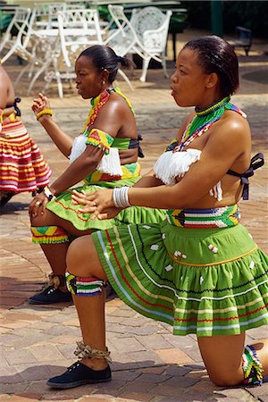 Zulu dancers daily show, South Africa, Africa Foto de stock - Con derechos protegidos, Código: 841-02899203