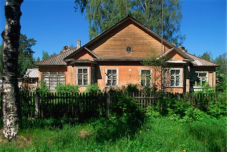 single storey - Dacha, Russia, Europe Stock Photo - Rights-Managed, Code: 841-02899571