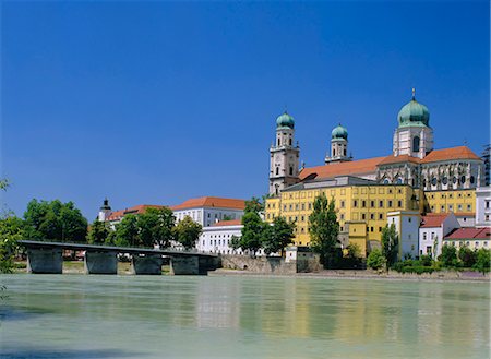 passau - The Dom on the River Inn, Passau, Bavaria, Germany, Europe Fotografie stock - Rights-Managed, Codice: 841-02899667