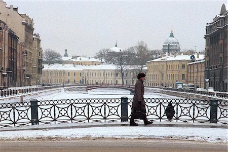 Figure crossing bridge over the Griboedon Canal in winter, St. Petersburg, Russia, Europe Stock Photo - Rights-Managed, Code: 841-02899950