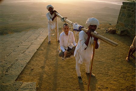 Jain pilgrim takes a ride up to the sacred temples of Palitana, Gujarat, India, Asia Stock Photo - Rights-Managed, Code: 841-02900379