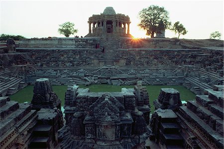 Le Temple du soleil, construit par le roi Bhimbev dans le XIe siècle, Modhera, Gujarat État, Inde, Asie Photographie de stock - Rights-Managed, Code: 841-02900435