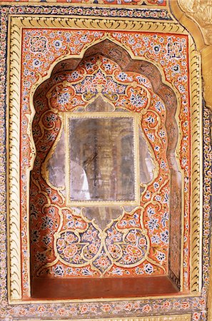 Detail of a painted, gilded and mirrored niche in the Sheesh Mahal (mirrored hall) (hall of mirrors), Kuchaman Fort, Rajasthan state, India, Asia Stock Photo - Rights-Managed, Code: 841-02900502