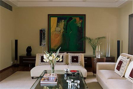 simsearch:841-02900615,k - Intérieur de maison contemporaine d'un riche propriétaire de la classe marchande de l'Inde, une nouvelle construction résidentielle, New Delhi, Inde, Asie Photographie de stock - Rights-Managed, Code: 841-02900594